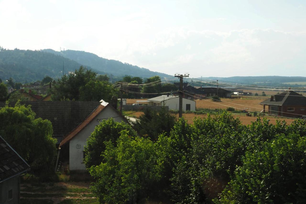 Apartman U Borovice Bila Tremesna ภายนอก รูปภาพ